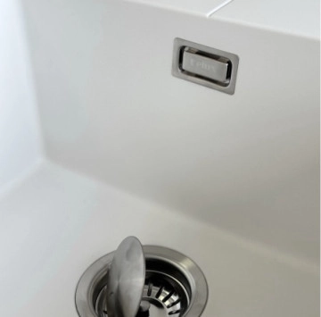 Кухненска мивка 78/50см. в цвят бяла